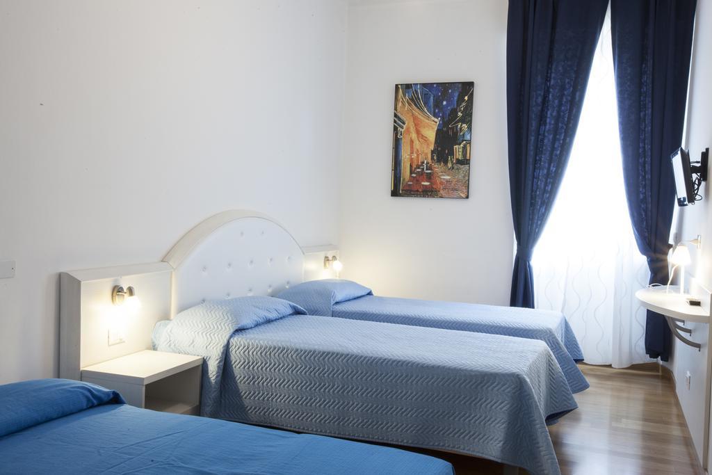Hotel Amalfi Milano Rum bild
