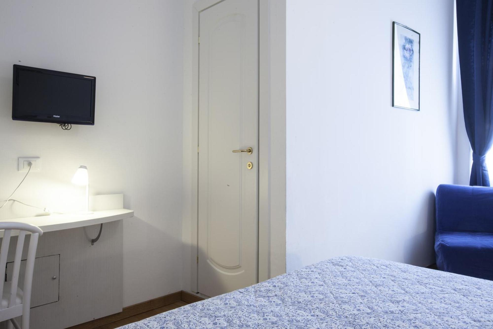 Hotel Amalfi Milano Rum bild