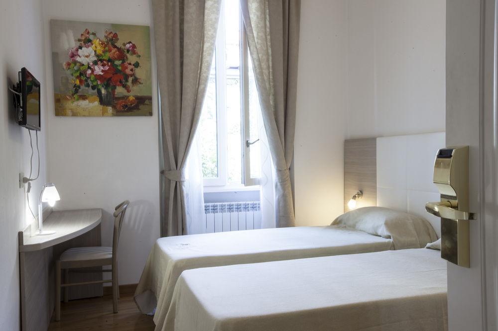 Hotel Amalfi Milano Exteriör bild