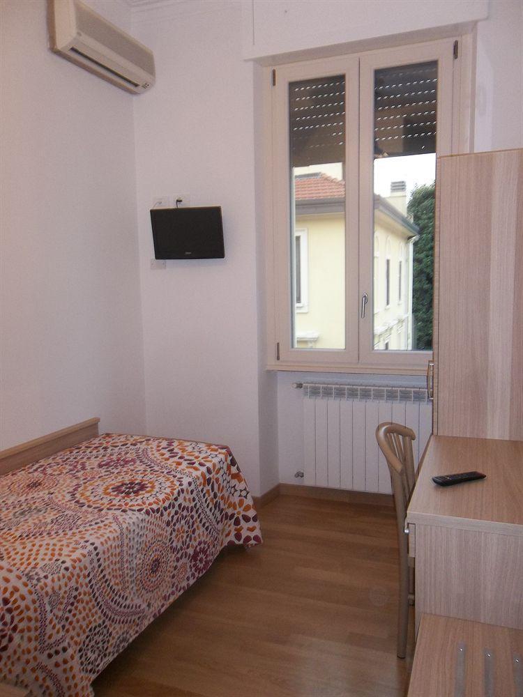 Hotel Amalfi Milano Exteriör bild