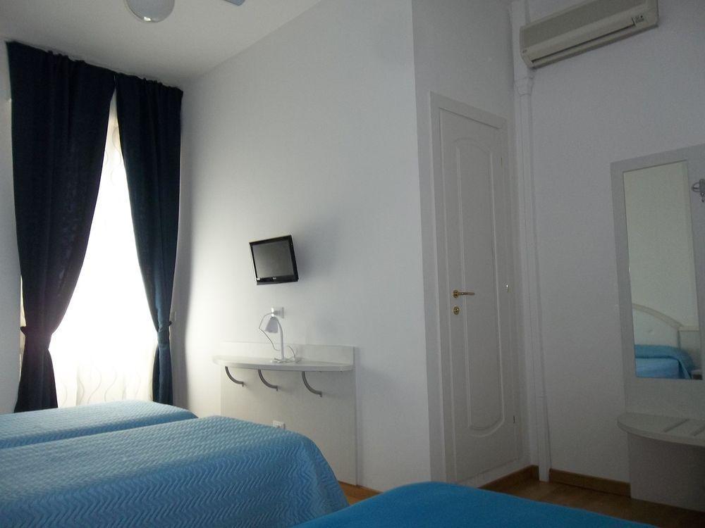 Hotel Amalfi Milano Exteriör bild
