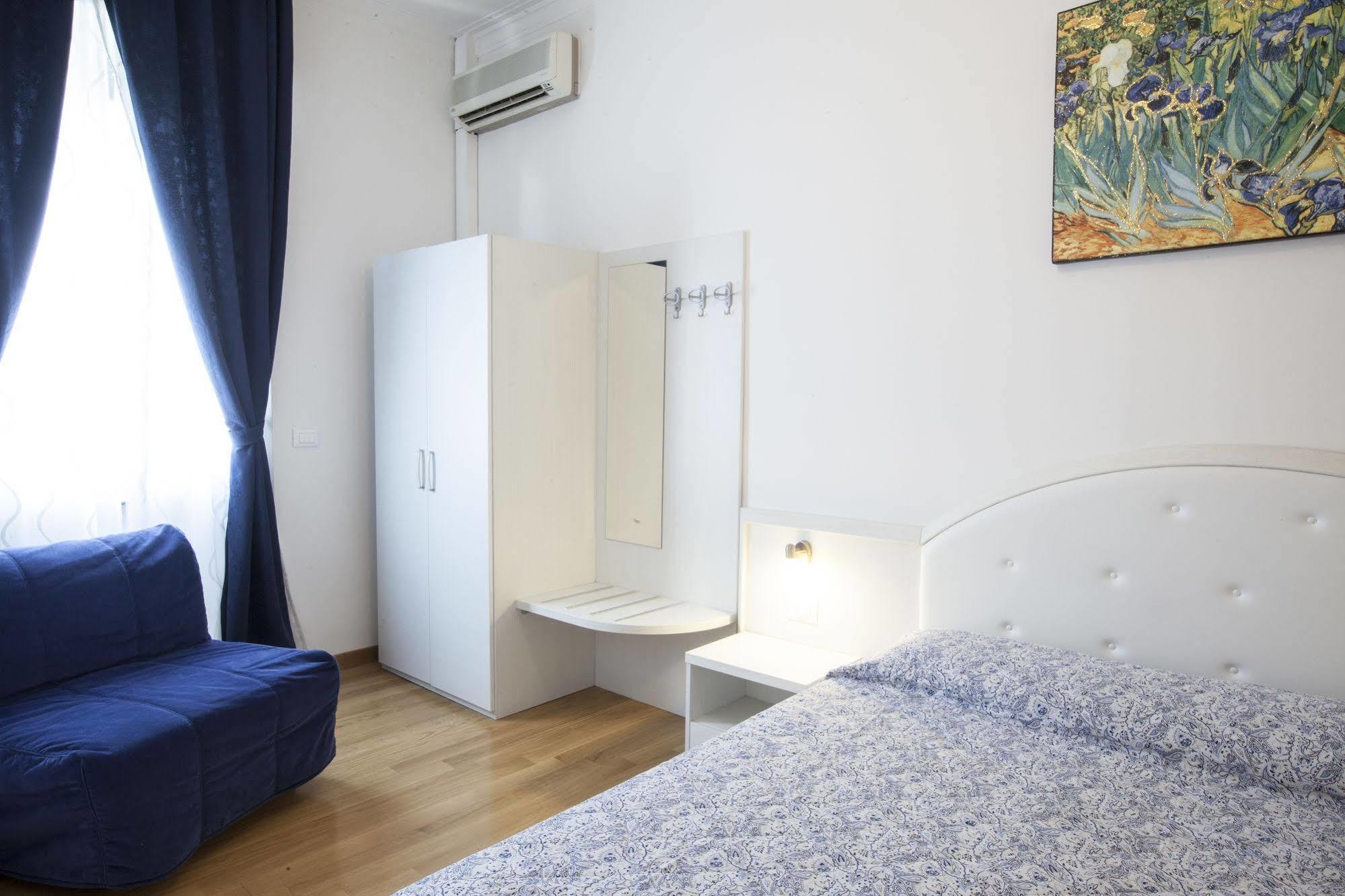 Hotel Amalfi Milano Exteriör bild